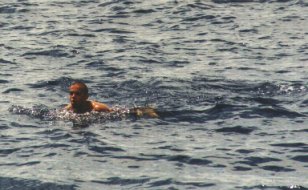 Nadar ao Largo de Porto Santo - Fotografia de Rui Gonçalves